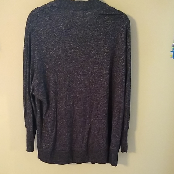 Cardigan - Picture 4 of 4